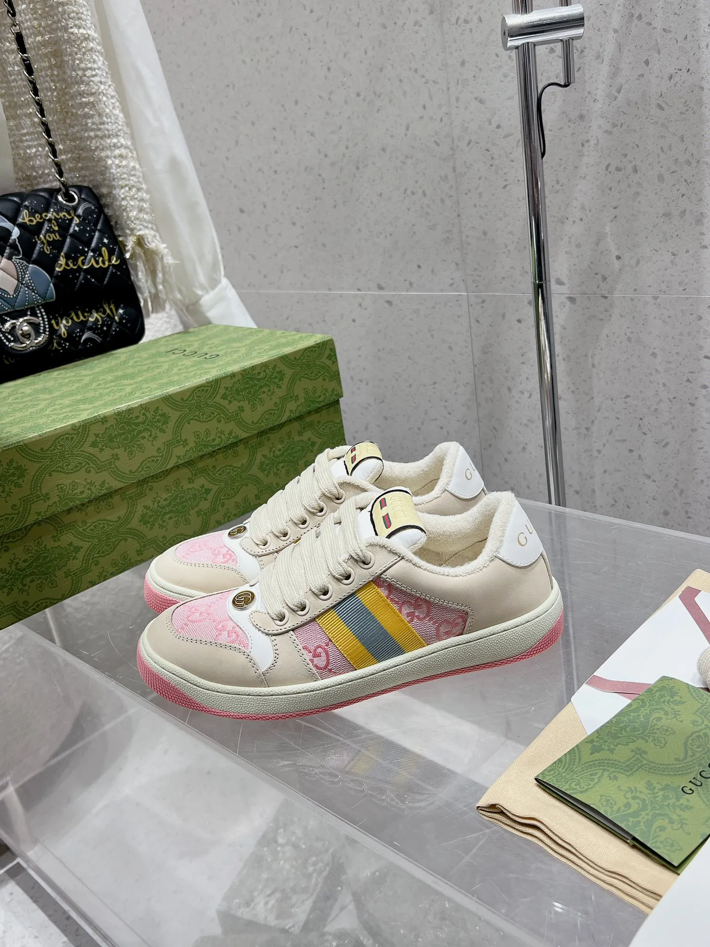 👟👟Ex-factory price 480👟👟 Women's shoes, women's clothing, long-term availability, Gucci Gucci, new Screener series, couple's style, chubby shoes, bread shoes, dirty shoes, chubby shoes, double G, casual sneakers, original purchase, development, original purchase, development, delivery counter exquisite packaging, fabric: original imported cowhide + double G fabric, lining: original customized breathable towel velvet lining Sole: original molded T👟👟factory price U outsole Size: women's 35-40 / men's 39-45 (women's 34 and men's 38 can be customized)